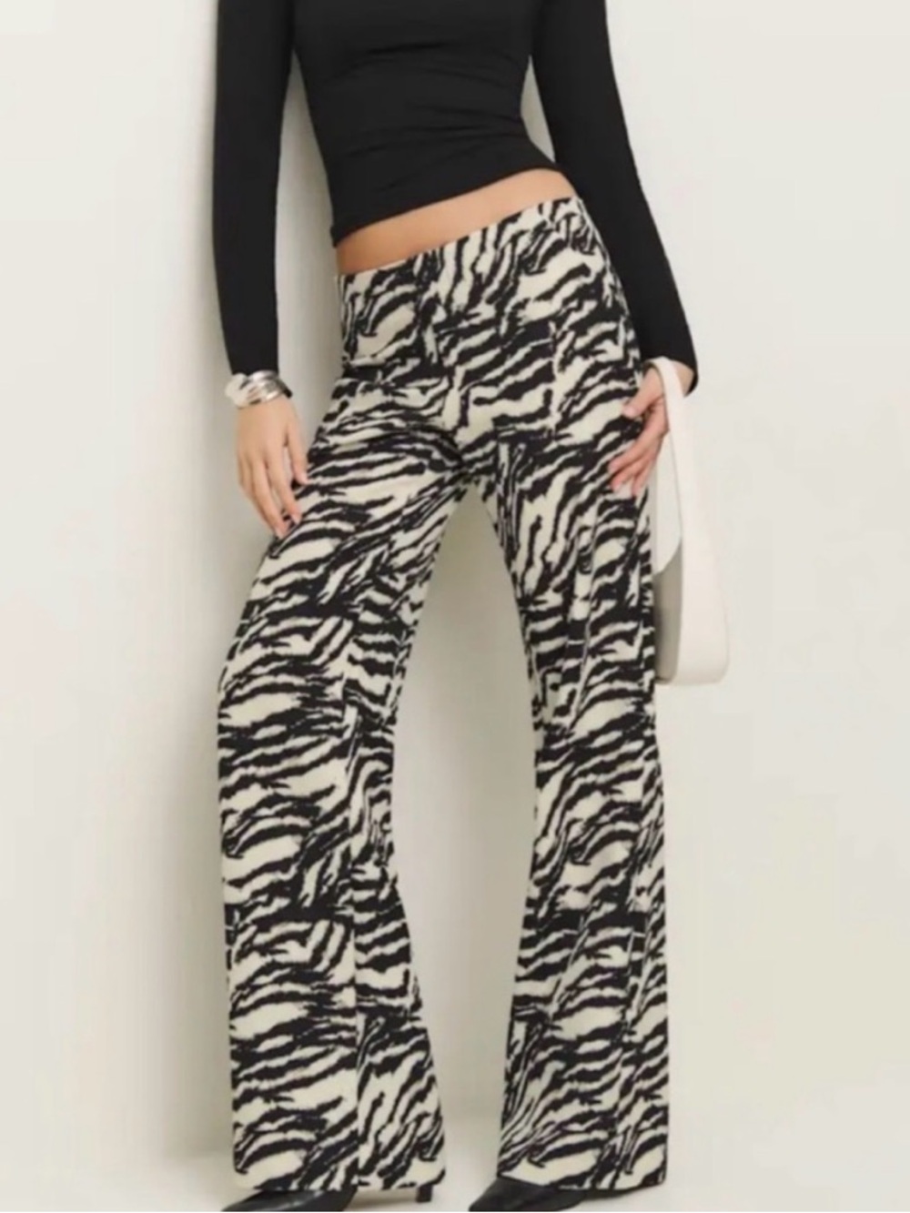 🖤🤍 REFORMATION Zebra Print Vida Low Rise Pant size 10